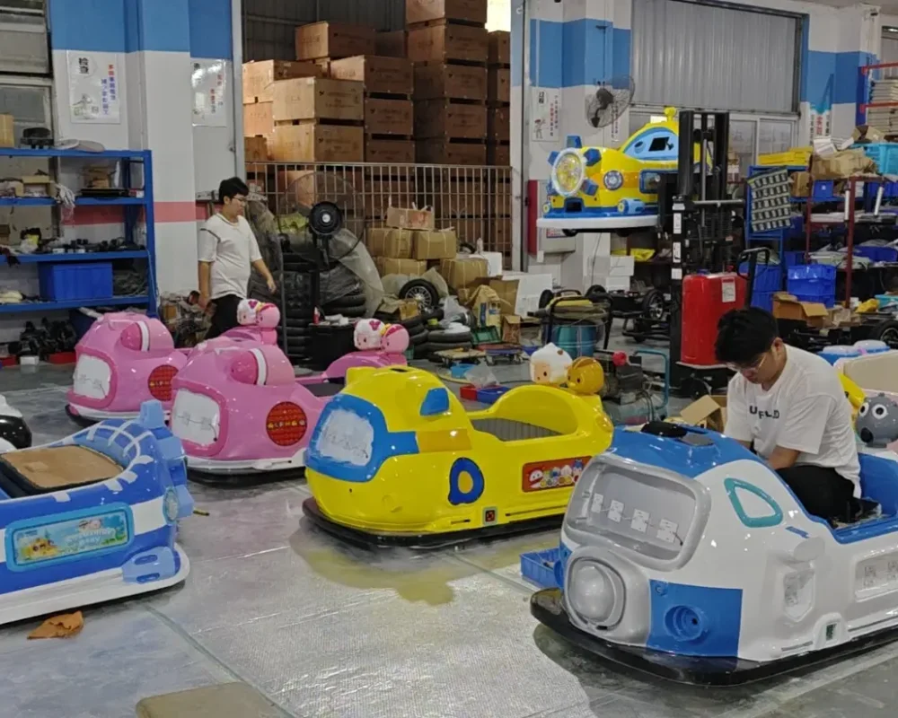Indoor playground kiddie bumper cars interactive sensor games from factory