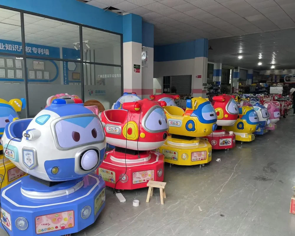 Plaza kiddie cars OEM supplier, fiberglass amusement ride with safety protection and interactive features